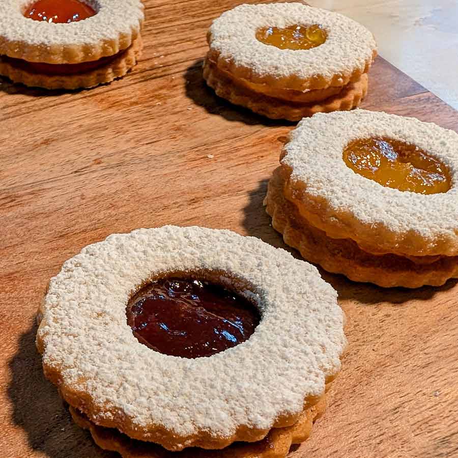 Linzer Cookies